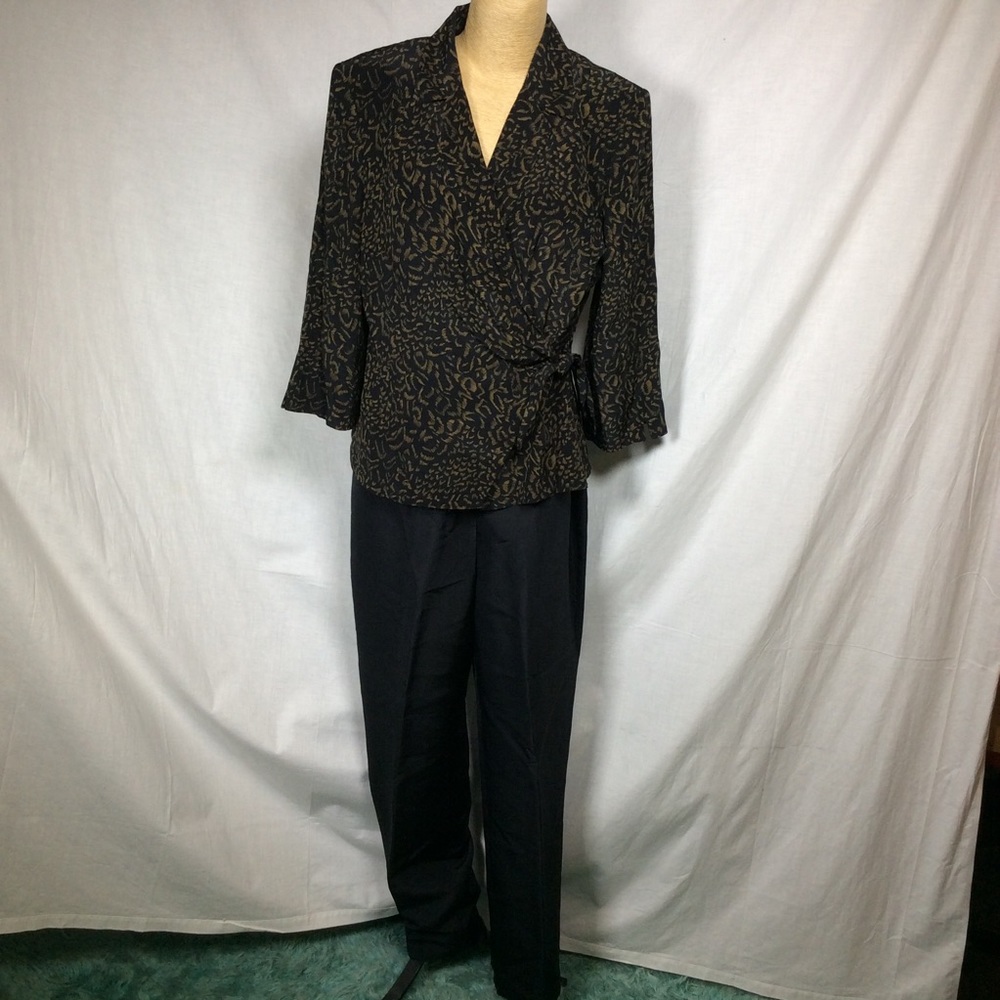 David Warren Women’s 100% Silk Pant Set Black/Tan